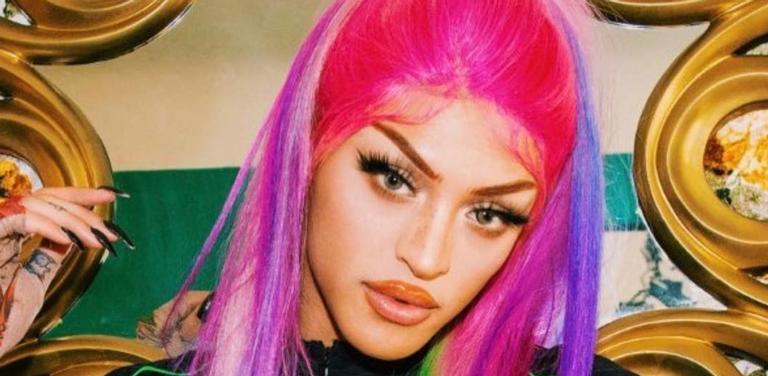 Pabllo Vittar rebola em câmera lenta na web e internautas vão à loucura
