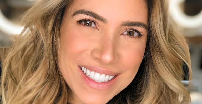 Patricia Abravanel e irmãs surgem juntas e semelhança impressiona