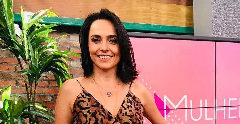 Izabella Camargo celebra reencontro com Silvio Santos após 20 anos: ”Sensacional”