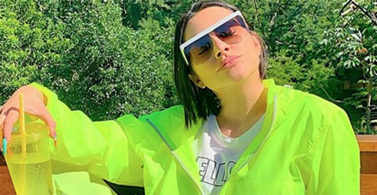 Afrontosa! Cleo manda recado em foto ousada: ‘Engole o choro, bebê’
