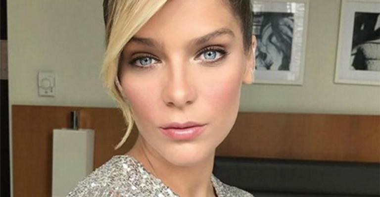 Isabella Santoni desabafa ao ser vítima de quadrilha no aeroporto