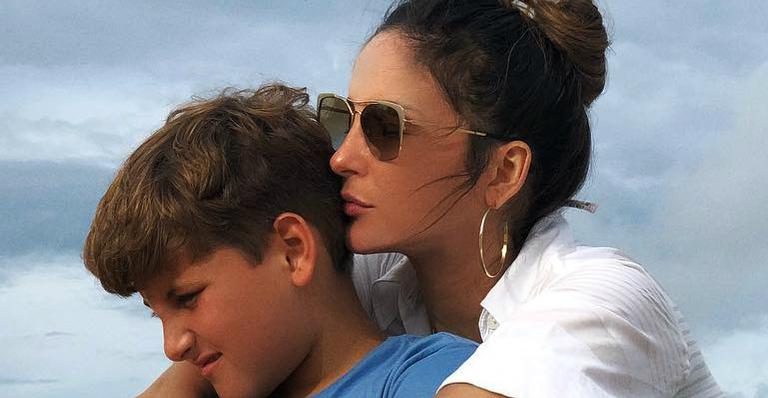 Claudia Leitte espanta ao pedir ajuda aos fãs: ”A coisa ficou complicada”