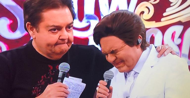 Wellington Muniz chora no palco do Faustão após revelar drama: ”Sofri muito”
