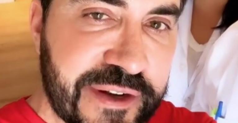 Padre Fábio de Melo é hospitalizado após exames: ”Desmaiou”