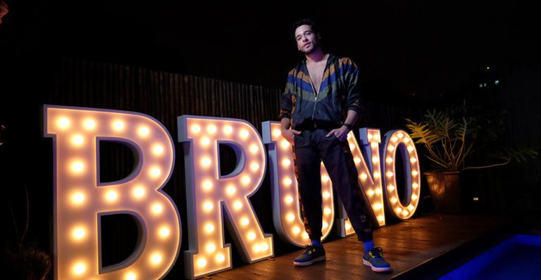 Bruno Fagundes comemora seus 30 anos com festão: “Agradecer”