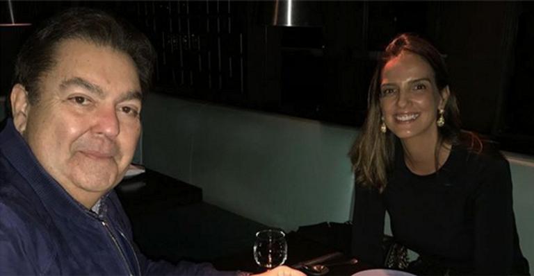 Mulher de Faustão abre álbum de fotos do marido com os filhos