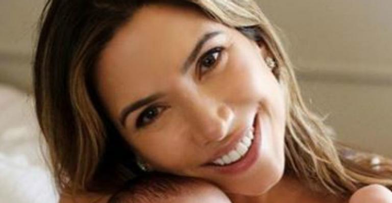 Patrícia Abravanel divide foto apaixonante do caçula e derrete seguidores: ”Quem aguenta?”