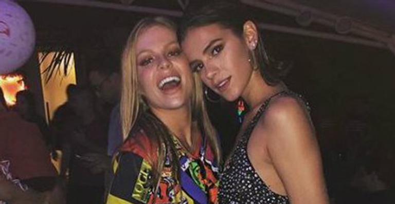 Bruna Marquezine surpreende ao falar do bumbum poderoso de Luisa Sonza