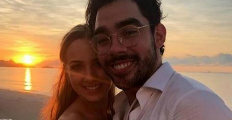 Noiva de Gabriel Diniz fala pela primeira vez após tragédia: ”Momento só nosso”