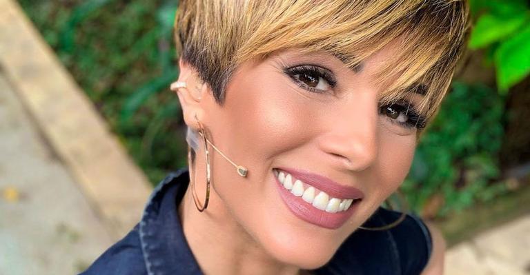 Ana Furtado se impressiona com surpresa da filha e comemora: “Mamãe se deu bem”
