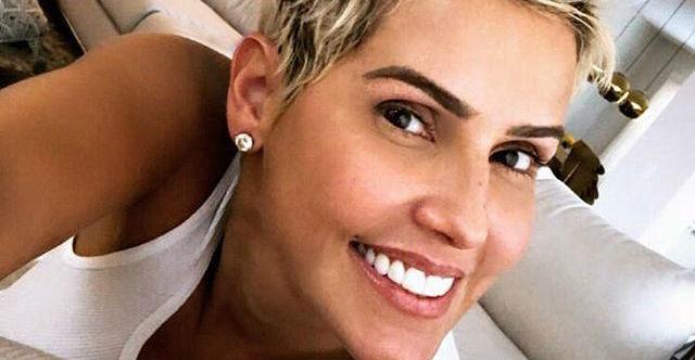 Deborah Secco fica emocionada com conselho do marido para a filha: “Amo esse homem”