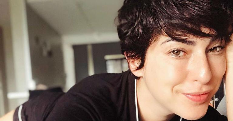 Fernanda Paes Leme faz rara aparição com a mãe em viagem à Bahia: ”Minha casa”