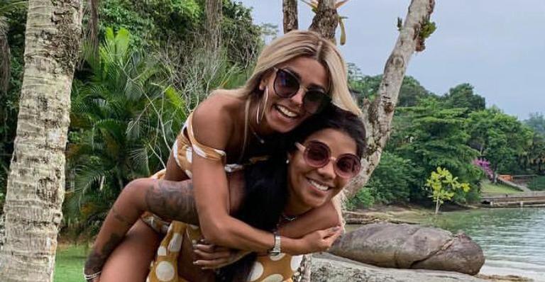 Mais presentes! Ludmilla recebe novo mimo luxuoso da namorada e se derrete: ”Lindo”
