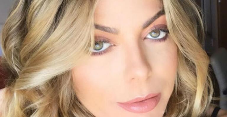 Sheila Mello mostra a filha vestida para Festa Junina e semelhança impressiona fãs: ”Sua cara”