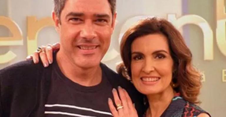 Filhos de William Bonner e Fátima Bernardes surgem juntinhos em foto rara