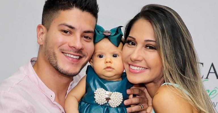 Filha de Mayra Cardi vai parar no hospital: ‘Ficou roxa e sem respirar’