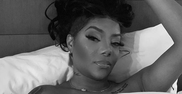 Ludmilla aparece apenas com lençol em fotos íntimas na cama