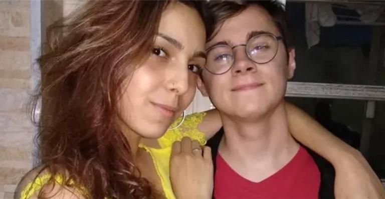 Isabela Tibcherani revela tatuagem em homenagem a Rafael Miguel: ”Juntos, sempre”