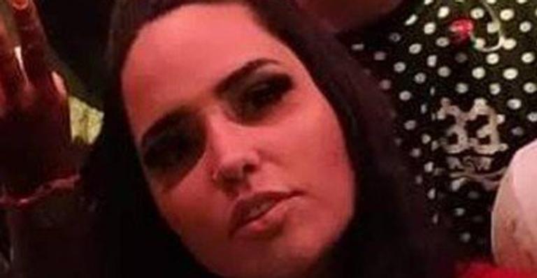 Perlla fica solteira por apenas dois meses e engata romance com novinho de banda de pagode