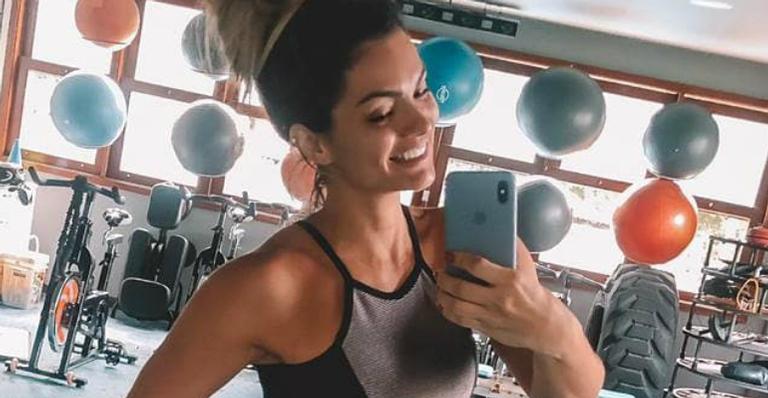 Kelly Key mostra corpo malhado e seguidor pede: ”Não fique igual à Gracyanne”