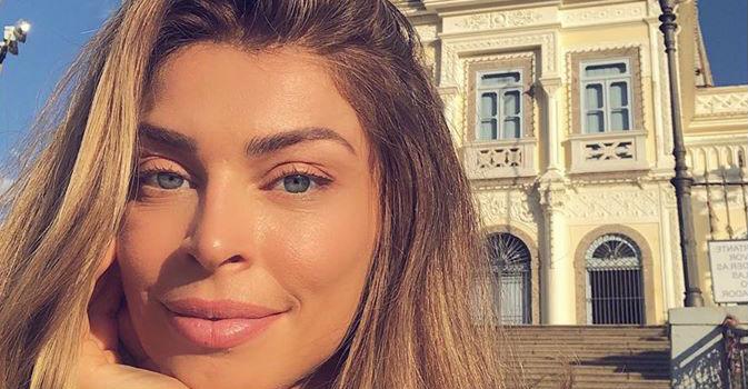 Grazi Massafera pratica ioga e recebe “chuva” de elogios na web: “Namastê”