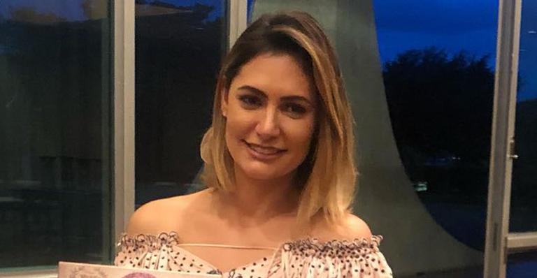 Michelle Bolsonaro abre seu Instagram e mostra detalhes de sua vida