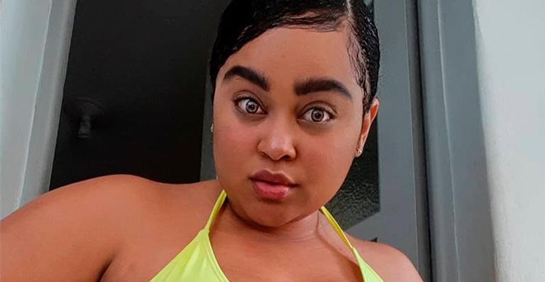 Rízia rebola só de biquíni, web critica e ex-BBB rebate: ”Eu gosto”