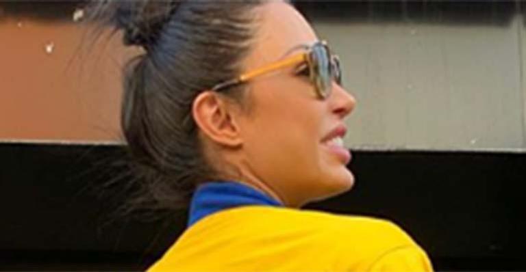 Gracyanne Barbosa despista o frio e empina o bumbum até não poder mais