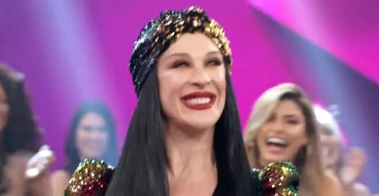 Look de Claudia Raia no Domingão do Faustão gera comoção