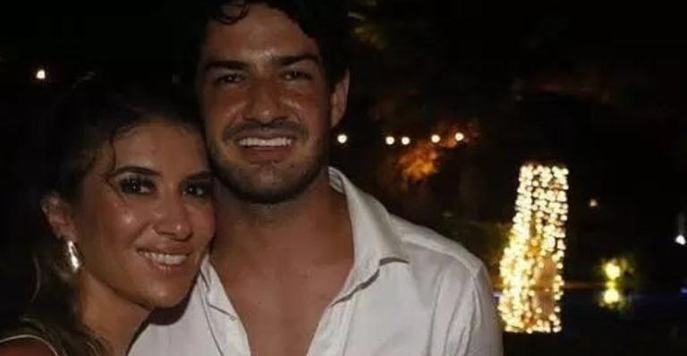 Rebeca Abravanel e Alexandre Pato casam em cerimônia secreta