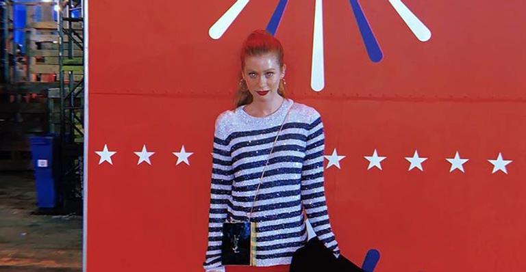 Marina Ruy Barbosa festeja seu aniversário em parque de diversões com o marido