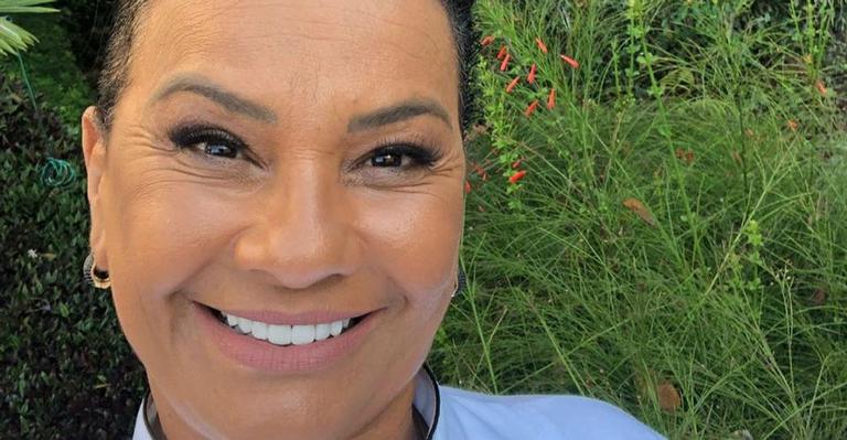 Solange Couto recebe surpresa no programa Mais Você no dia de seu aniversário