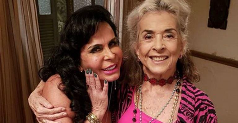 Gretchen começa a gravar a novela A Dona do Pedaço e surge com figurino colado
