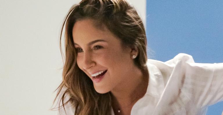 Na reta final da gravidez, Claudia Leitte lança novo hit: ”Muito amor e emoção”