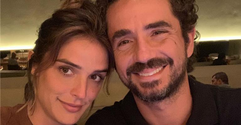 Rafa Brites brinca com filtro de aplicativo e se declara para Felipe Andreoli