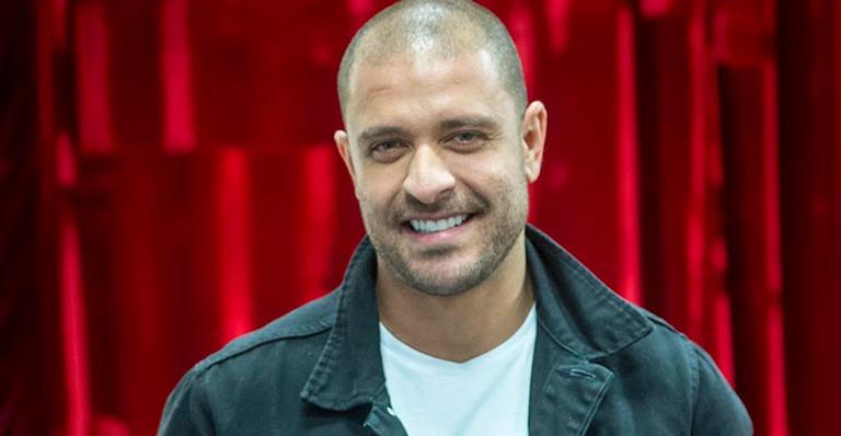 Diogo Nogueira é assaltado no Rio de Janeiro e entrega o carro