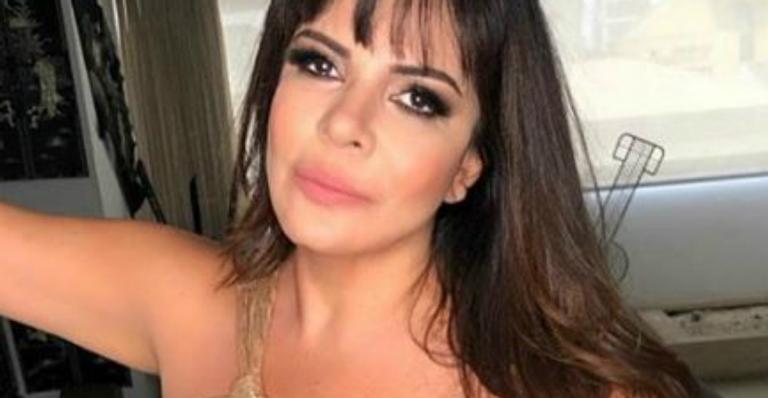 Decotadíssima, Mara Maravilha mostra resultado da dieta com vestido coladinho: ”Sem photoshop”