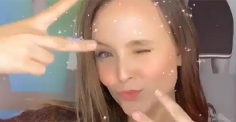 Larissa Manoela comemora 23 milhões de seguidores e recebe alfinetada: ”A Maisa tem mais”