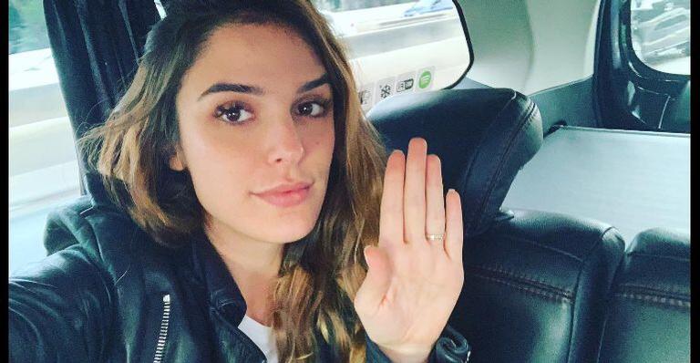 Rafa Brites faz juramento para se tornar blogueira: ‘‘Juro não modificar meu corpo com aplicativos’’