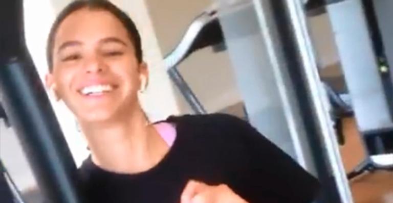 Personal de Bruna Marquezine expõe atriz na web: ”Mal acostumada!”