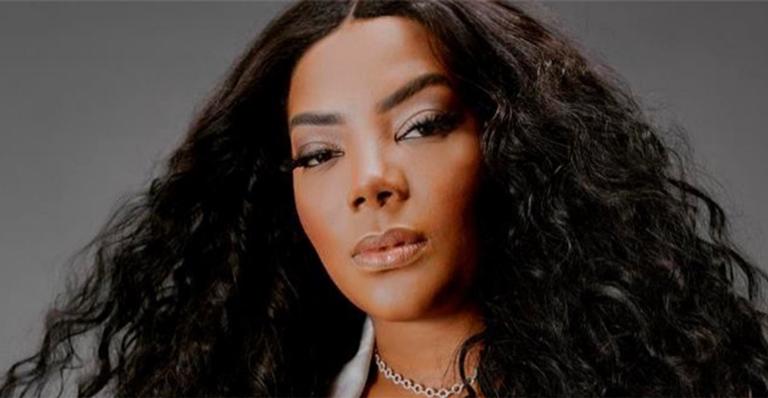 Ludmilla surge de mega hair e ganha elogio da namorada: ”Sou apaixonada”