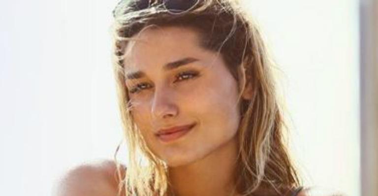 Sasha Meneghel renova o visual e adota fios mais curtos