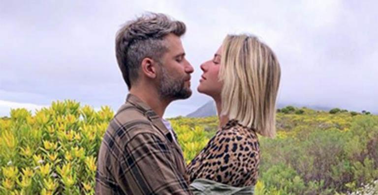 Giovanna Ewbank e Bruno Gagliasso adotam mais uma criança na África