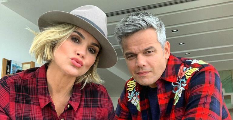 Otaviano Costa baba ao gravar Flávia Alessandra fazendo poses: “Olha ela, gente”