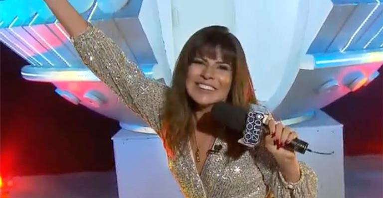 Mara Maravilha choca ao chegar de nave da Xuxa no Fofocalizando