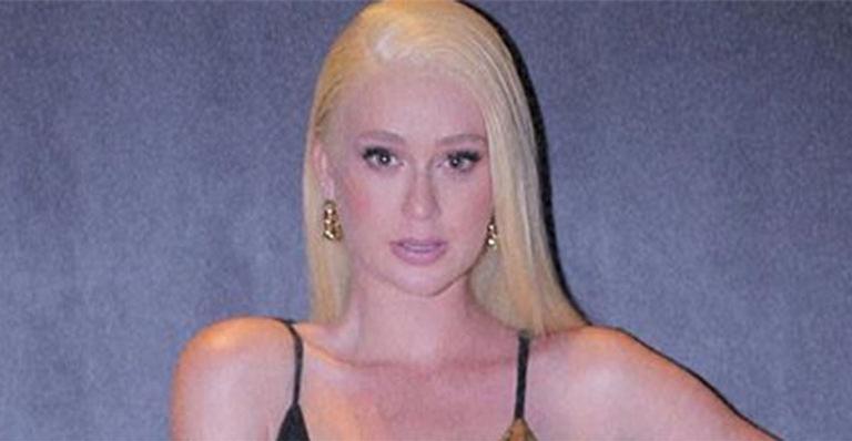 Marina Ruy Barbosa sensualiza de vestido mínimo e fãs enaltecem: ”Linda de qualquer jeito”