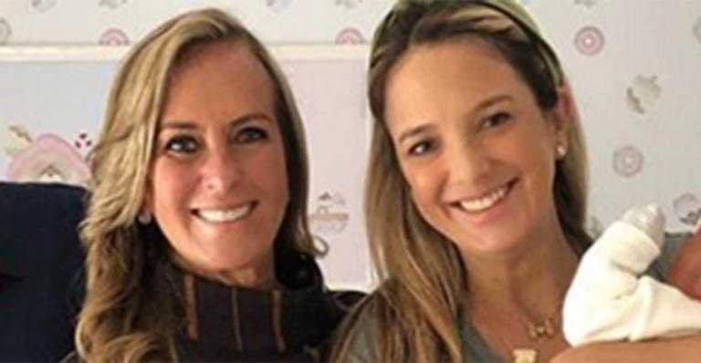 Helô Pinheiro mostra o rosto da neta recém-nascida, Manuella