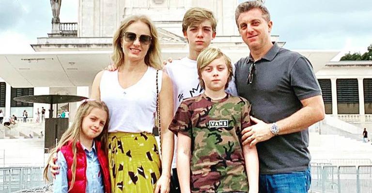Luciano Huck mostra Benício recuperado e alerta para o uso de capacete: ”Insistam”