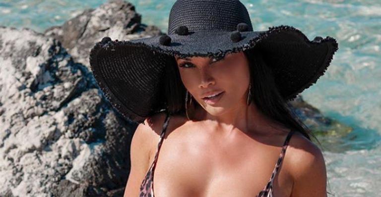Bailarina do Faustão é ameaçada de multa ao ter atitude proibida em praia na Europa