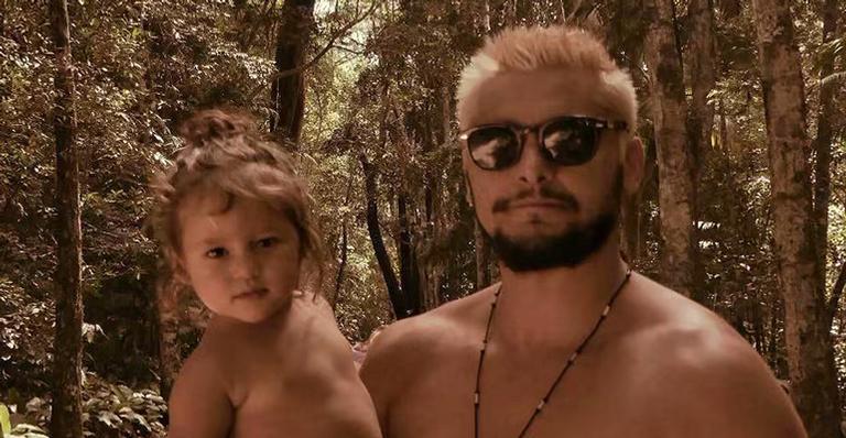 Bruno Gissoni derrete corações com clique espontâneo de Madalena: ”A vida sorriu pra mim”